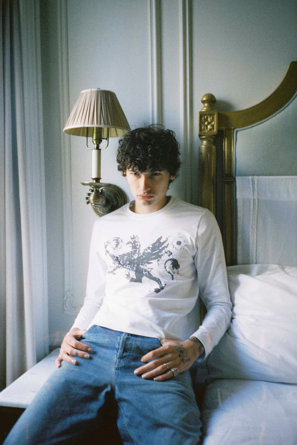 ABG WHITE LONGSLEEVE